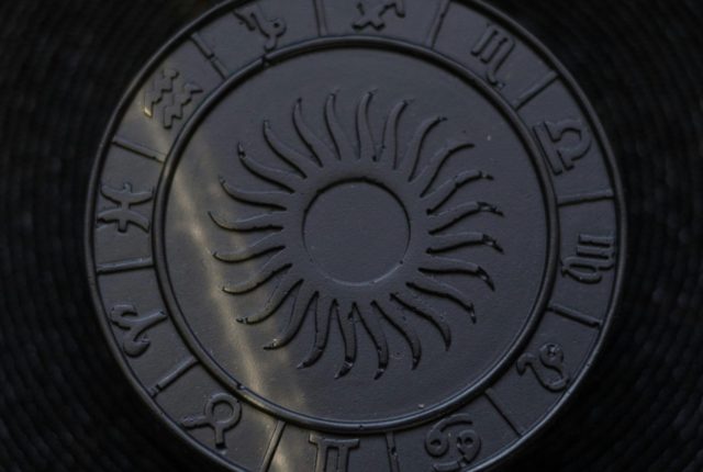 Загадковий Світ Зодіаку: Відкриття Таємниць Астрології